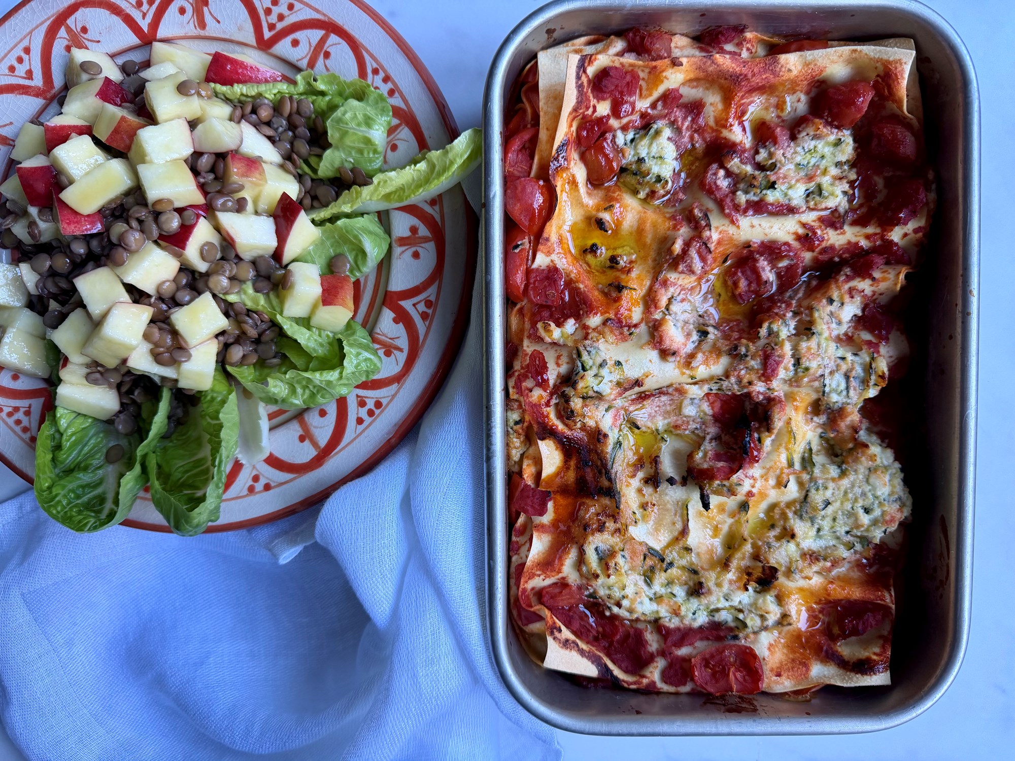Hurtig lasagne med ricotta, squash, parmesan og cherrytomater