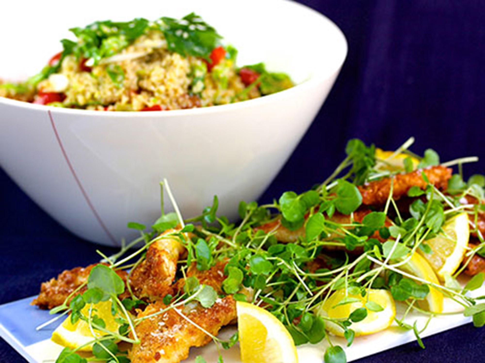 Sprødstegt skærising med brøndkarse og tabbouleh