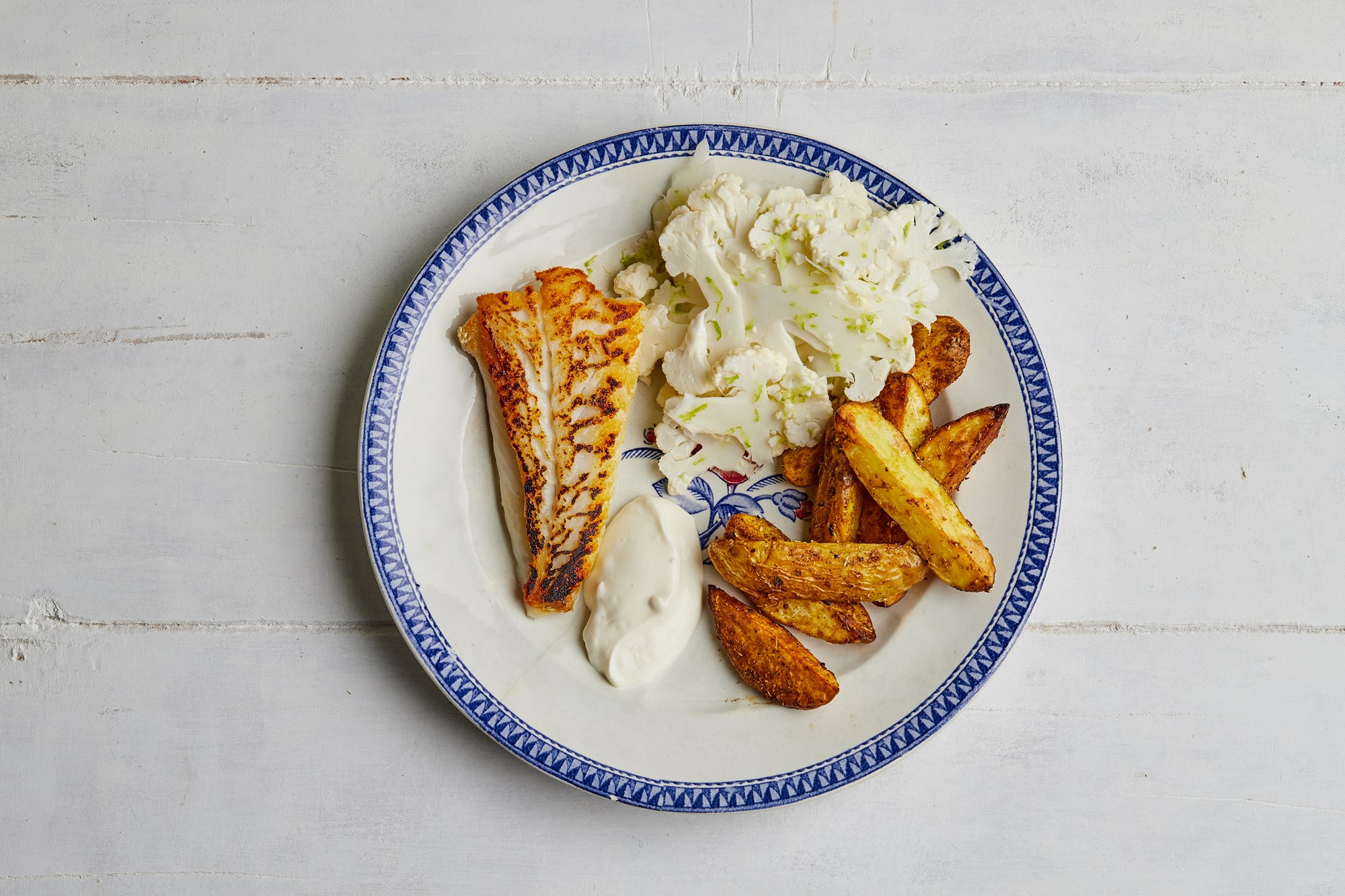 Team DK Stegt kuller med syrlig blomkål og sprøde krydderbagte kartofler