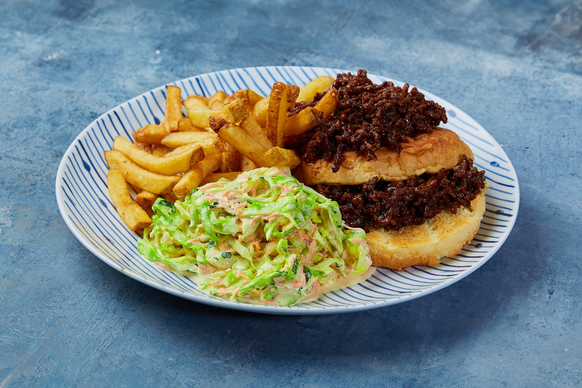 Heat: Sloppy Joes i brioche med gulerodssalat og sprøde fritter